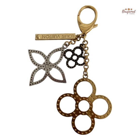 Authentic LOUIS VUITTON Goldtone Tapage Key Holder And Bag Charm - CK 1121 - Picture 1 of 13